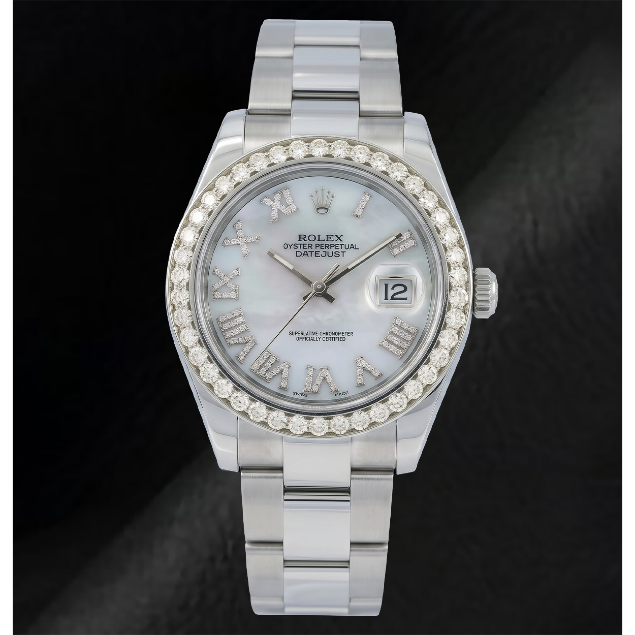 Rolex Datejust 116300 41 mm Montre en Acier Inoxydable avec Cadran Diamants en Nacre Blanche et Chiffres Romains