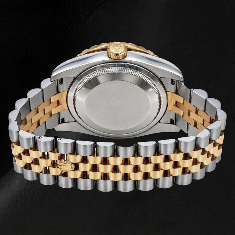 Rolex Datejust 36 mm 116233 Montre Bicolore Cadran Diamants Rouge Lunette Diamants