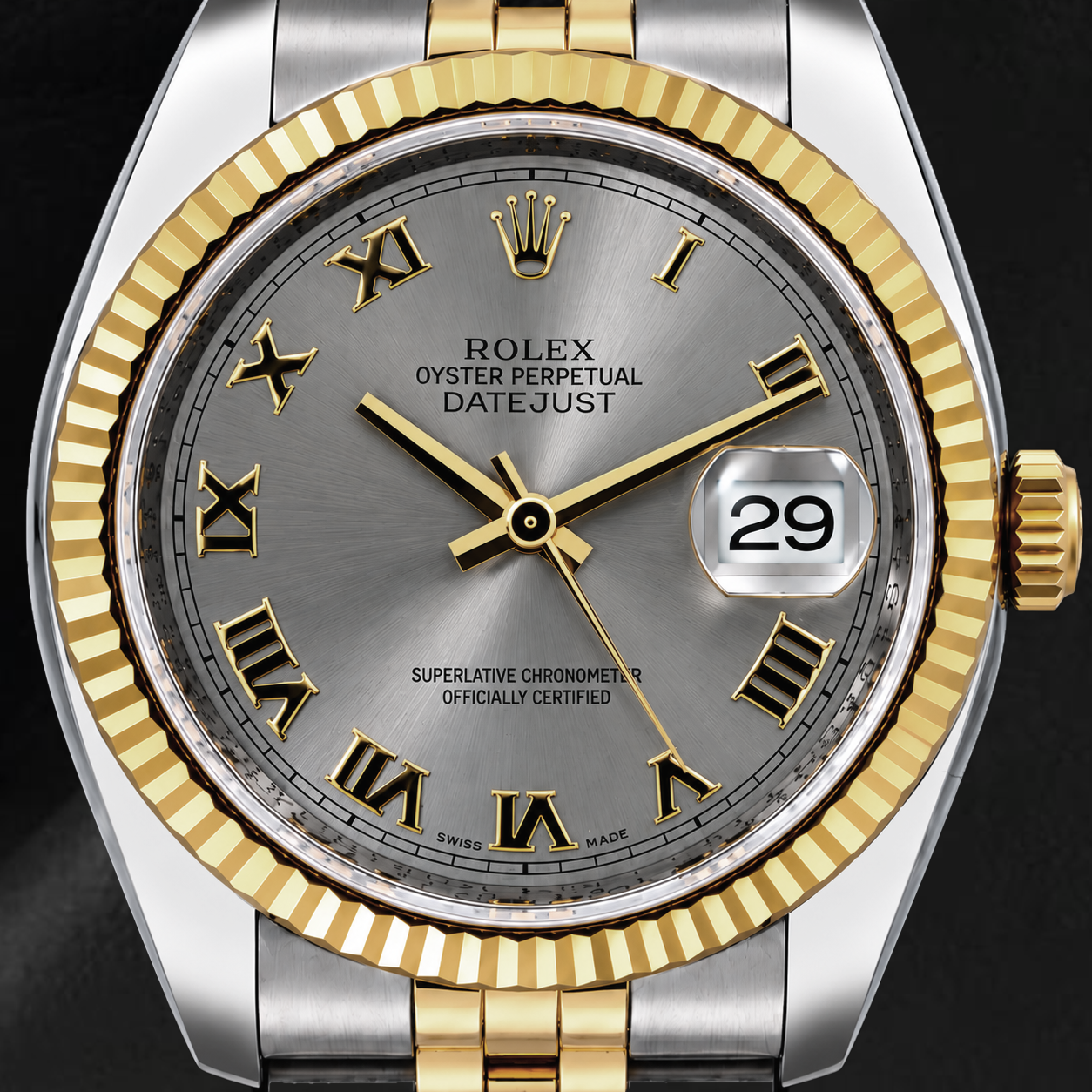 Rolex Datejust 36 mm 116233 Montre Cadran Gris à Chiffres Romains Lunette Cannelée Bicolore Bracelet Jubilé