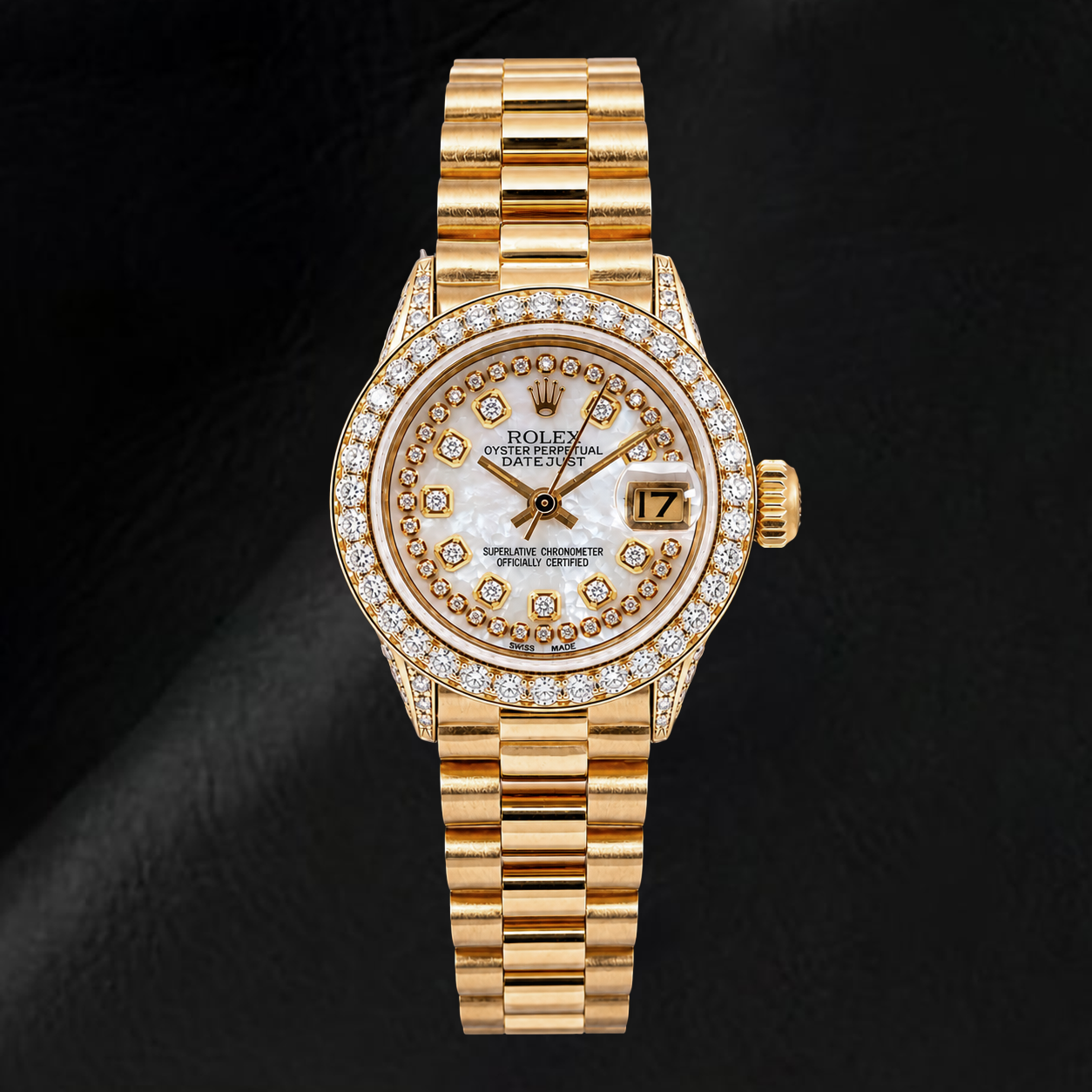 Rolex Datejust 6917 26 mm Montre en Or Jaune Cadran Diamants en Nacre Blanche avec Filet de Diamants