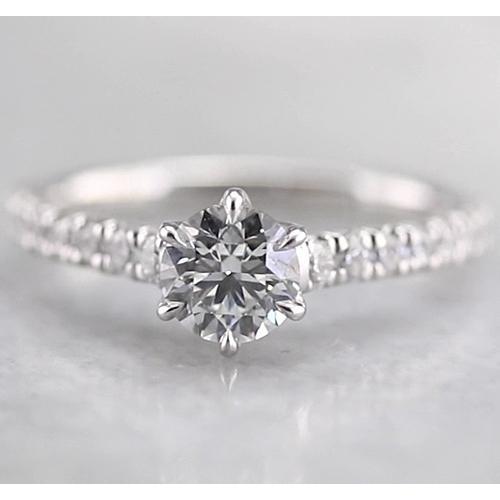 Diamant Fin Solitaire avec Pierres Latérales – vue principale