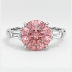 Bague trois pierres en platine avec véritable saphir Padparadscha rond de 3,1 carats et baguettes blanches