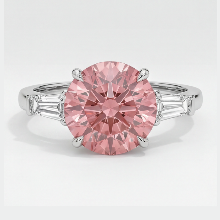 Bague trois pierres en platine avec saphir Padparadscha véritable rond de 3,1 carats et baguettes blanches
