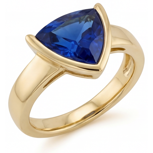 Saphir Bleu Taille Trillion Bague Pierre Précieuse en Or 14K Jaune – vue de face