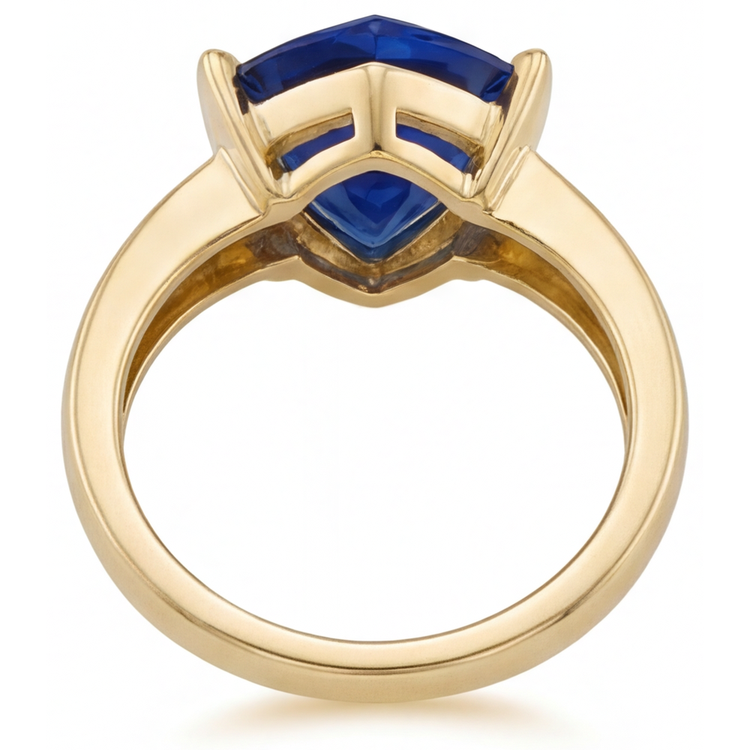 Saphir Bleu Taille Trillion Bague Pierre Précieuse en Or 14K Jaune – vue d'angle