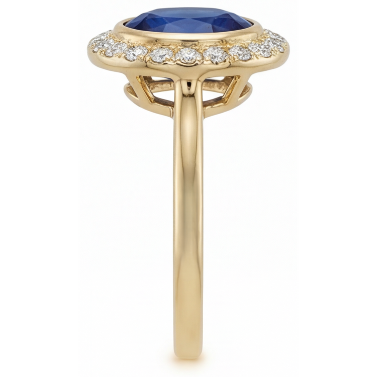 Taille Ovale Saphir Bleu Royal bague en Or 14K Jaune – vue de profil