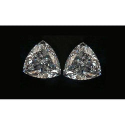 Paire de diamants naturels extraits de la terre, de taille triangle trillion, 2 carats, couleur G et SI assortis.