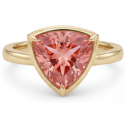 Bague Solitaire Saphir Padparadscha Naturel Taille Trillion 2,5 Carats en Or Jaune 14 Carats