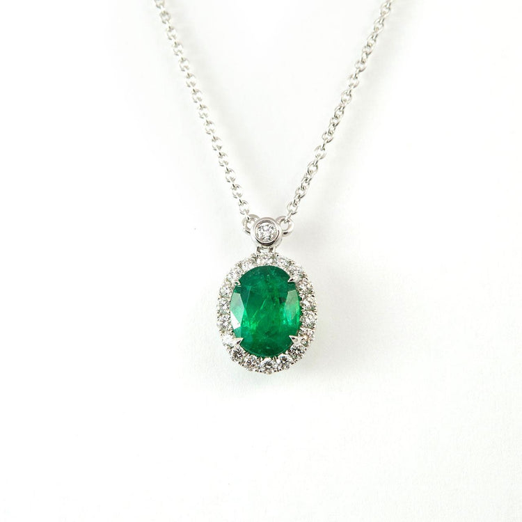 7.50 ct. Collier chaîne avec pendentif émeraude verte et diamants - HarryChadEnt.FR
