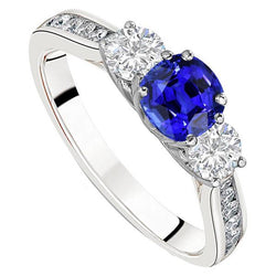 Bague 3 Pierres Style Pierres Précieuses Coussin Saphir & Diamants 3.50 Carats