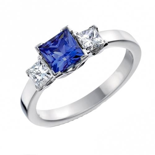 Bague 3 pierres en or avec saphir bleu princesse et diamant 5 carats - HarryChadEnt.FR