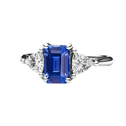 Bague 3 pierres en saphir de Ceylan émeraude et trillion de diamants 2.50 carats