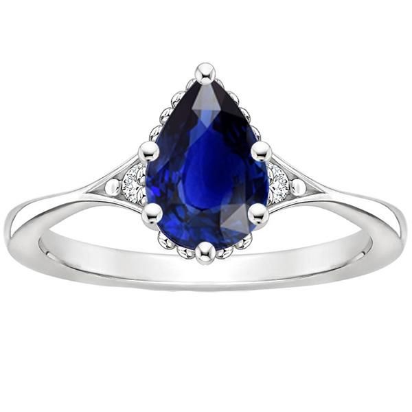 Bague 3 pierres tige fendue poire saphir bleu et diamants 3.25 carats - HarryChadEnt.FR