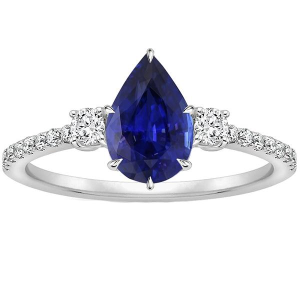 Bague Anniversaire Diamant Poire Saphir Bleu Style 3 Pierres 5.50 Carats - HarryChadEnt.FR