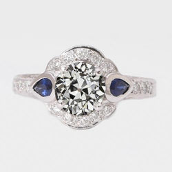 Bague Halo Dame Ronde Diamant Taille Ancienne & Saphirs Bleu Poire 3 Carats