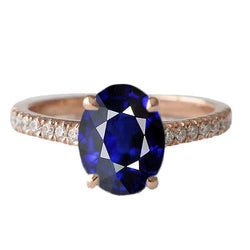 Bague Ovale Pierres Précieuses Saphir Bleu & Pavé de Diamants 3.50 Carats