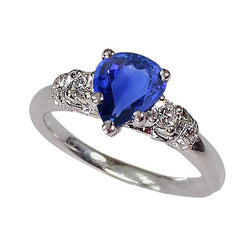 Bague Solitaire Avec Accents Saphir Bleu Tige Millgrain 1.75 Carats
