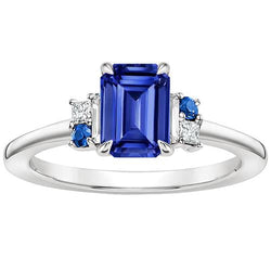 Bague Solitaire Avec Accents Saphirs Bleus & Diamants 3 Carats