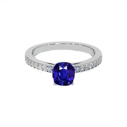 Bague Solitaire En Or Saphir Bleu Avec Des Accents De Diamants Ronds 6 Carats