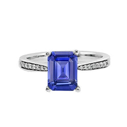 Bague Solitaire Saphir Bleu Émeraude Avec Accents De Diamants 2.50 Carats