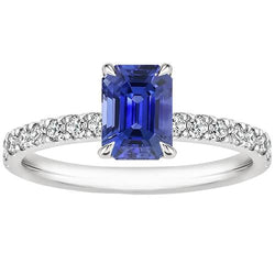 Bague Solitaire avec Accents Saphir Bleu Émeraude & Diamant 4 Carats