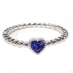 Bague coeur sertie de lunette solitaire saphir bleu 1 carat style perlé