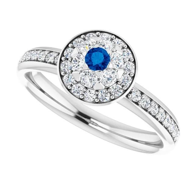 Bague d'anniversaire avec diamants ronds bleus de style halo 1.80 carats - HarryChadEnt.FR