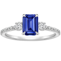 Bague de fiançailles 3 pierres accentuées Saphir de Ceylan et diamant 4.25 carats