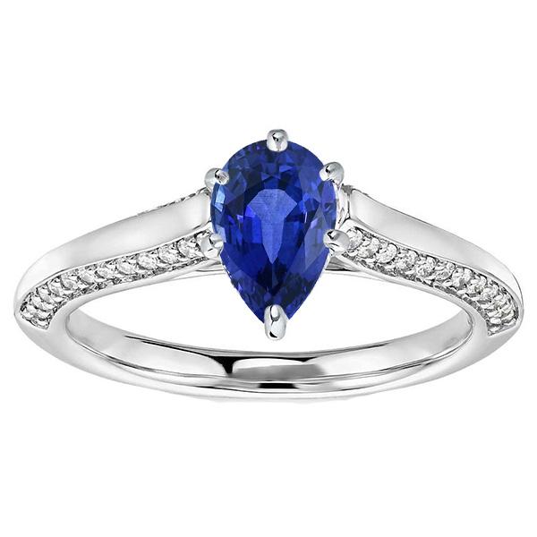 Bague de fiançailles saphir bleu poire sertie griffes or blanc 4.50 carats - HarryChadEnt.FR