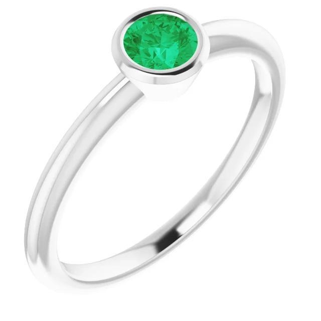Bague de fiançailles solitaire vert émeraude 0.75 carats serti clos - HarryChadEnt.FR