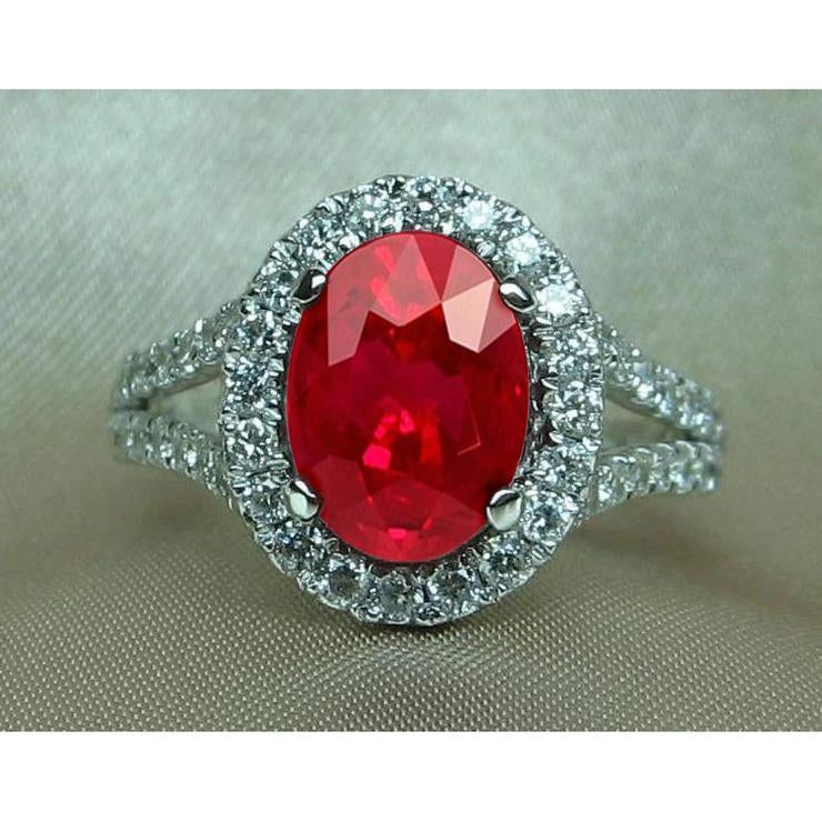 Bague de mariage rubis ovale rouge avec accents diamants 6.75 carats or blanc - HarryChadEnt.FR