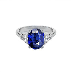 Bague diamant 3 pierres avec saphir bleu profond ovale en or 8.25 carats 14K