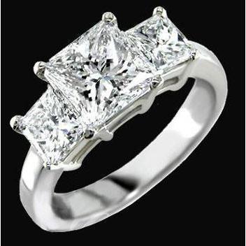 Bague en diamant à trois pierres. bijoux d'anniversaire de fiançailles de 4.01 carats - HarryChadEnt.FR