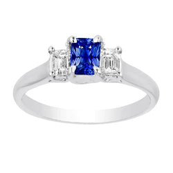 Bague en or pour femme avec 3 diamants et saphir sertie de griffes en U. 1.25 carats