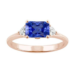 Bague en saphir bleu avec 3 trillions de pierres et tige fendue de 2.50 carats