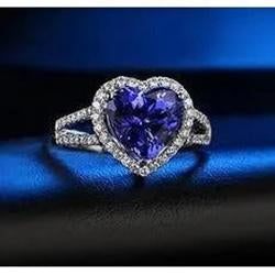 Bague fantaisie en saphir bleu taille coeur de 4.45 ct et diamants en or blanc 14K - HarryChadEnt.FR