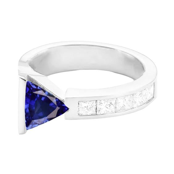 Bague princesse diamant trillion saphir 1.25 carats Channel Set - HarryChadEnt.FR