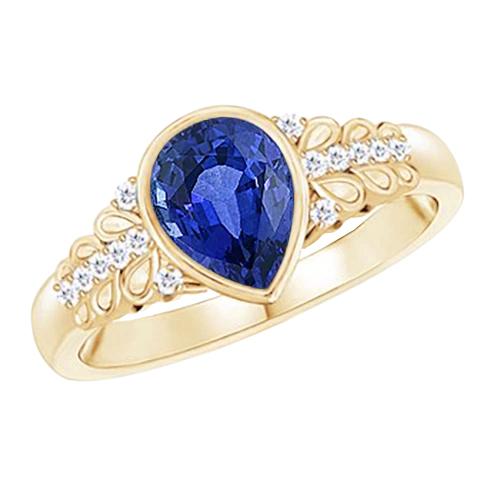 Bague sertie lunette saphir de Ceylan poire et diamants or jaune 4.75 carats - HarryChadEnt.FR