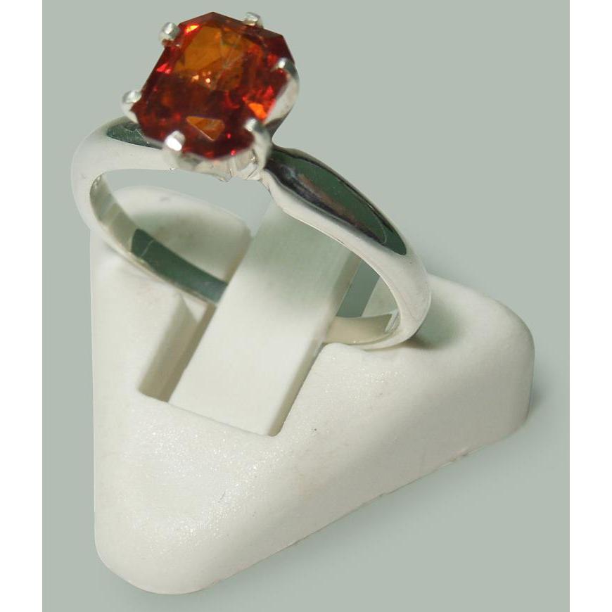 Bague solitaire en or blanc 14 carats avec rubis rouge radieux sertie de griffes de 2 ct - HarryChadEnt.FR