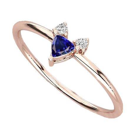 Bague trois pierres trillion saphir bleu 0.75 carats bijoux en or rose - HarryChadEnt.FR