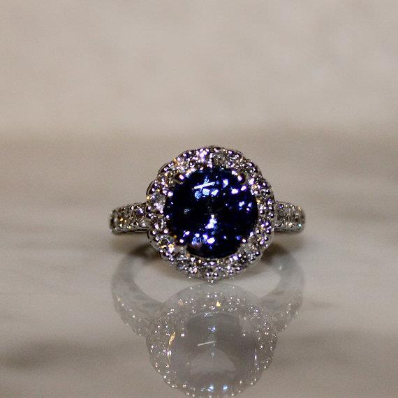 Belle Bague Tanzanite Bleue Avec Diamant 2.25 Carats Or Blanc 14K - HarryChadEnt.FR