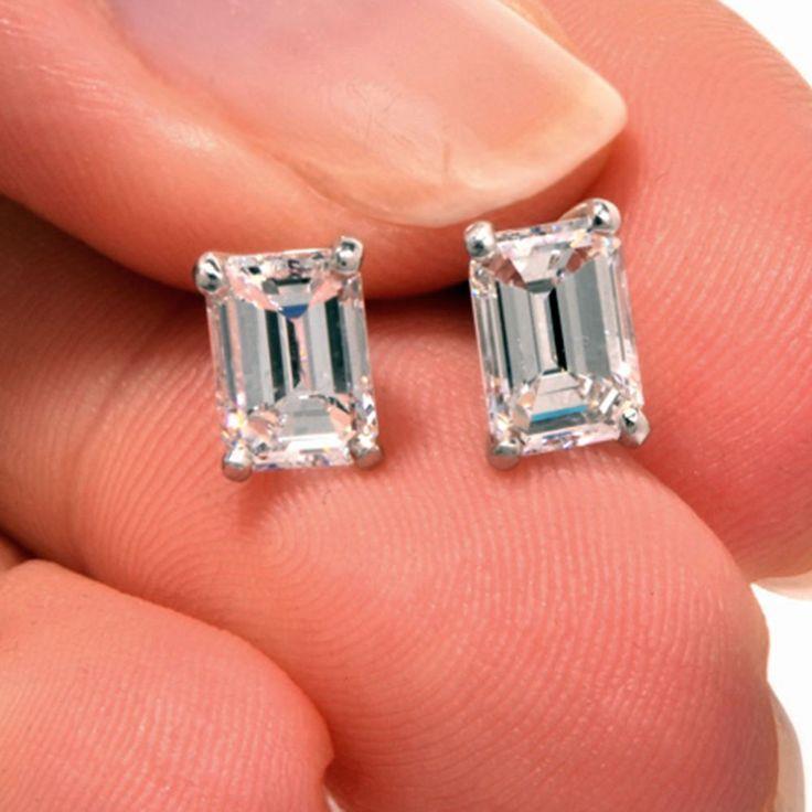 Boucle d'oreille solitaire diamant taille émeraude en or blanc 14 carats 2 carats - HarryChadEnt.FR