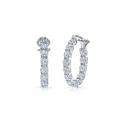 Boucles d'oreilles cerclées en or blanc 14K avec 5,70 carats de diamants serties en pointe