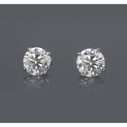Boucles d'oreilles en or blanc 14K 1.50 carats en forme de panier sertie de diamants ronds