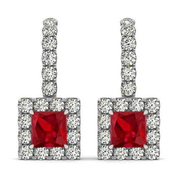 Boucles d'oreilles pendantes en or blanc 14K pour femmes. rubis 7 ct et diamants