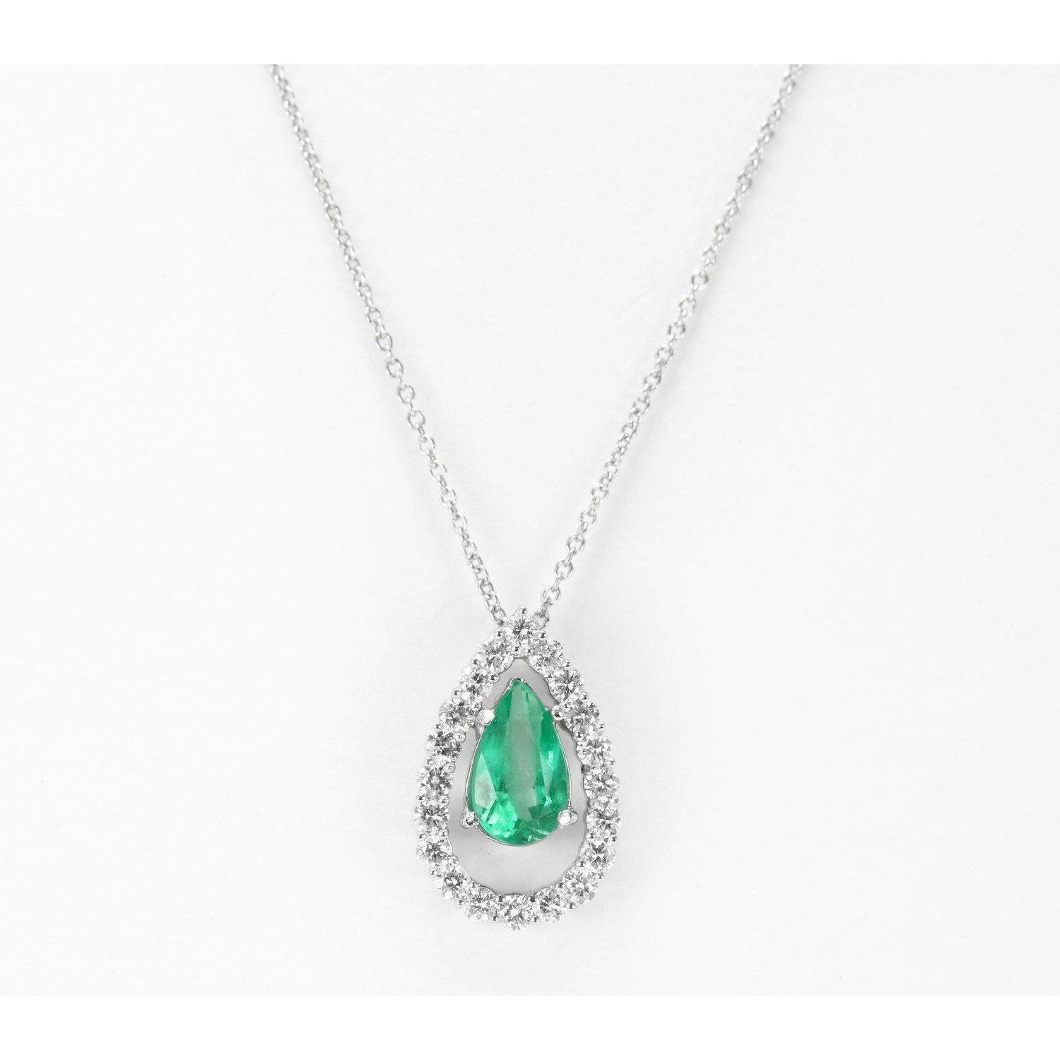 Pendentif en pierre précieuse émeraude verte colombienne et diamant 4.25 carat Nouveau - HarryChadEnt.FR