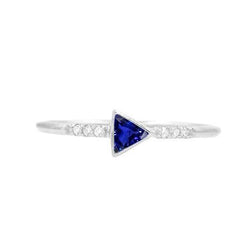 Petite Bague Diamant Rond Trillion Lunette Sertie Saphir Bleu 0.75 Carats