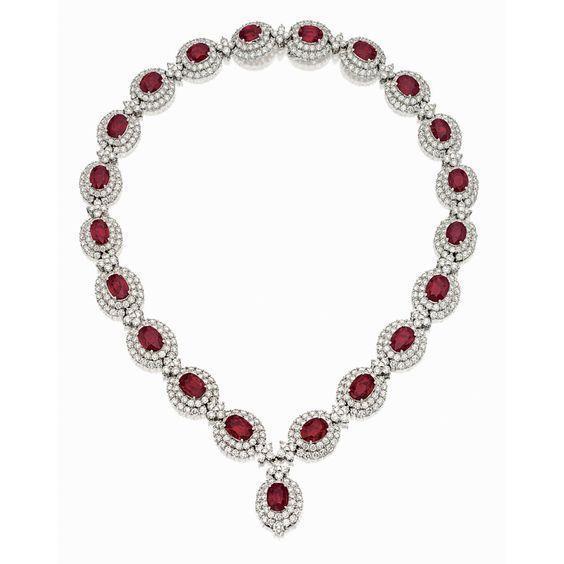 Rubis ovale avec diamants 53 ct. Collier Femme Or Blanc - HarryChadEnt.FR